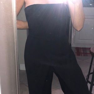 WhiteHouse BlackMarket 8 strapless jumpsuit with back zipper and flowy pants